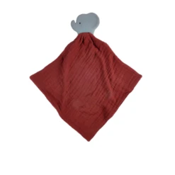 Tikiri ELEPHANT BARN RED ORGANIC COMFORTER TEETHER