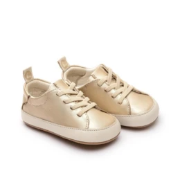 BABY SNUGGLE SNEAKER